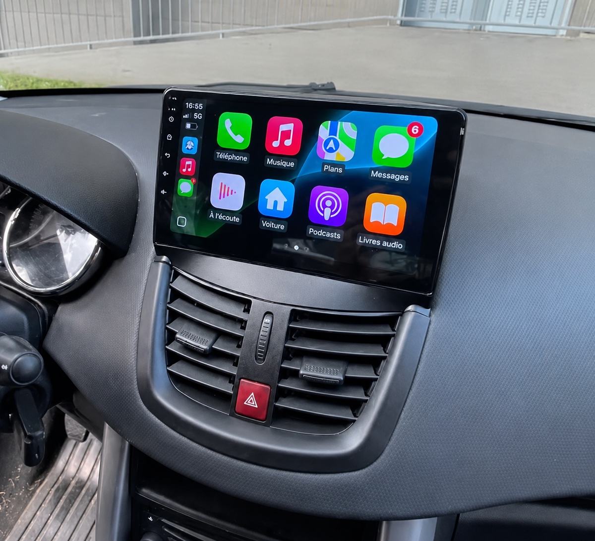 Écran CarPlay Peugeot 207 (2006-2015) — Spark Auto Image