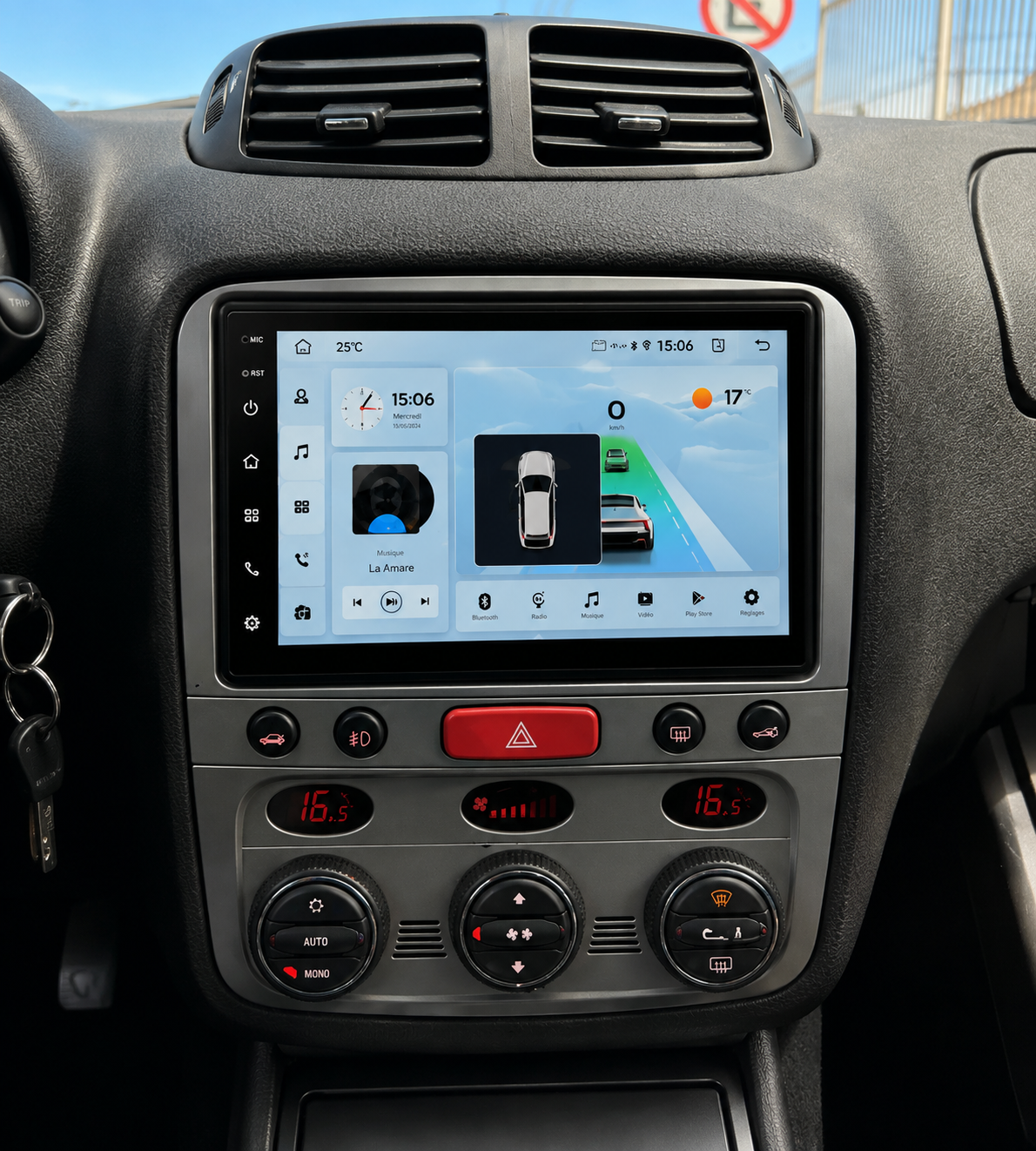 Interface CarPlay sur écran Alfa Romeo GT