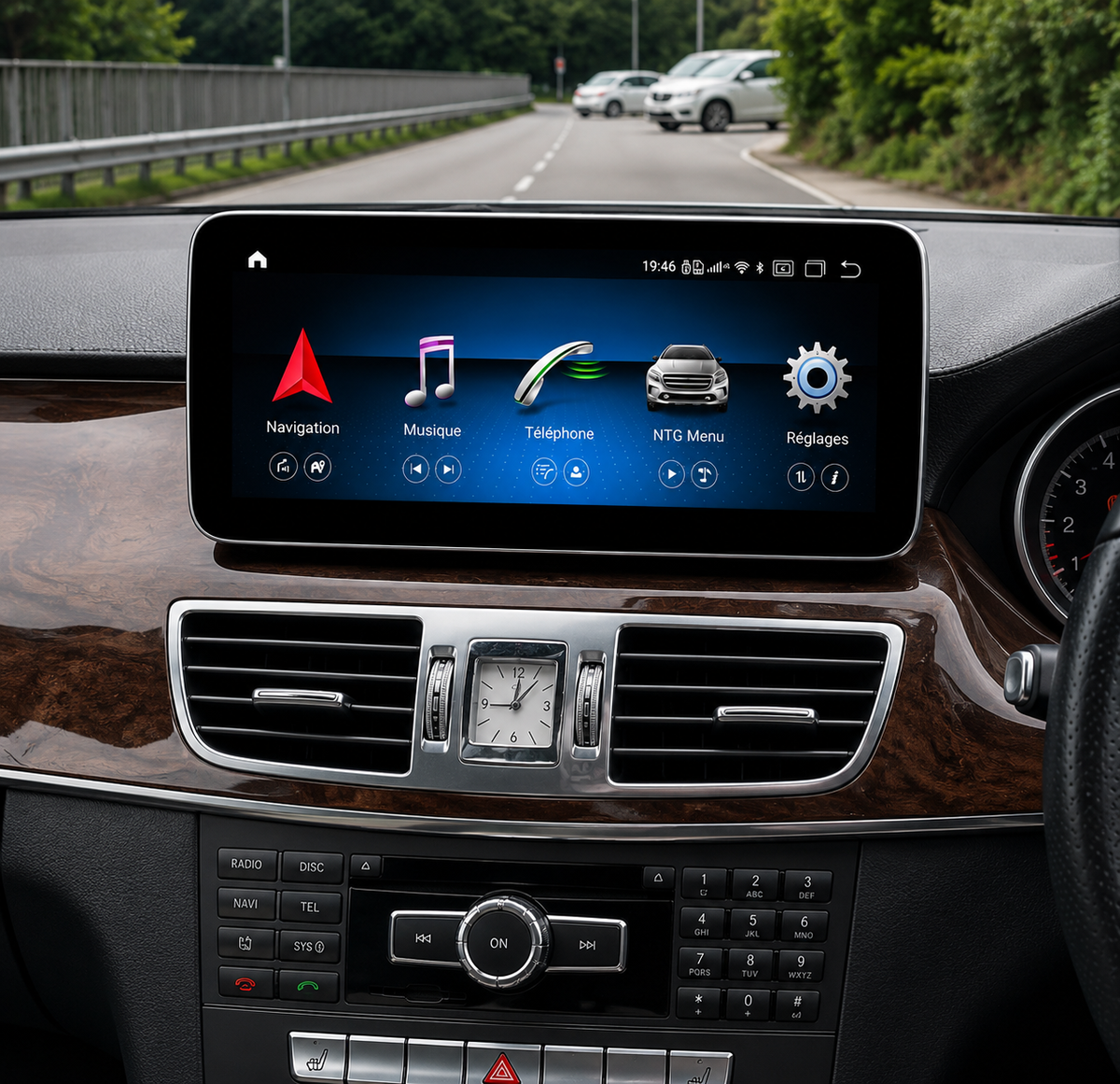 Écran CarPlay/Android Mercedes Classe E W212 (2009-2016) — Écran HD tactile sans fil